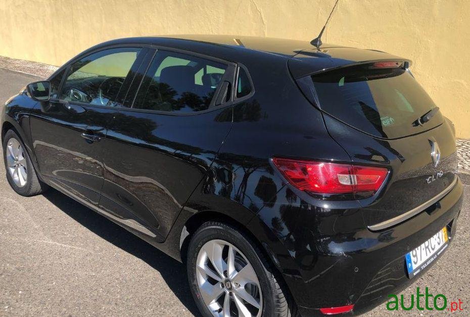 2016' Renault Clio photo #1