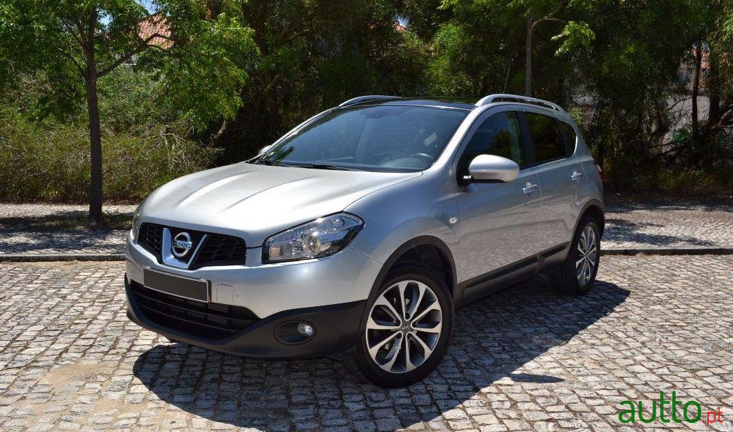 2010' Nissan Qashqai photo #1