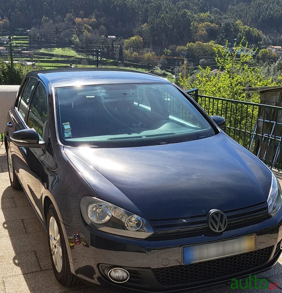 2012' Volkswagen Golf photo #1