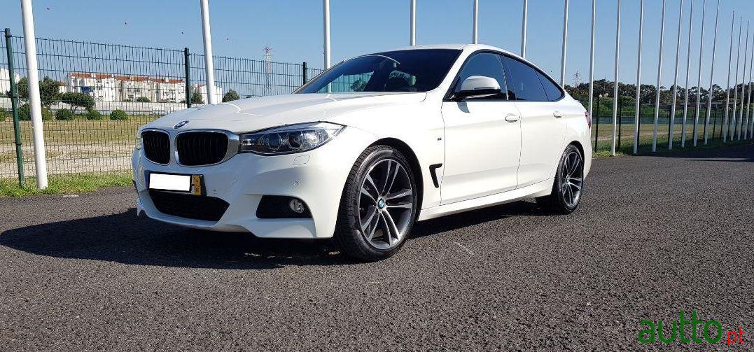 2014' BMW 318 Gran Turismo photo #3