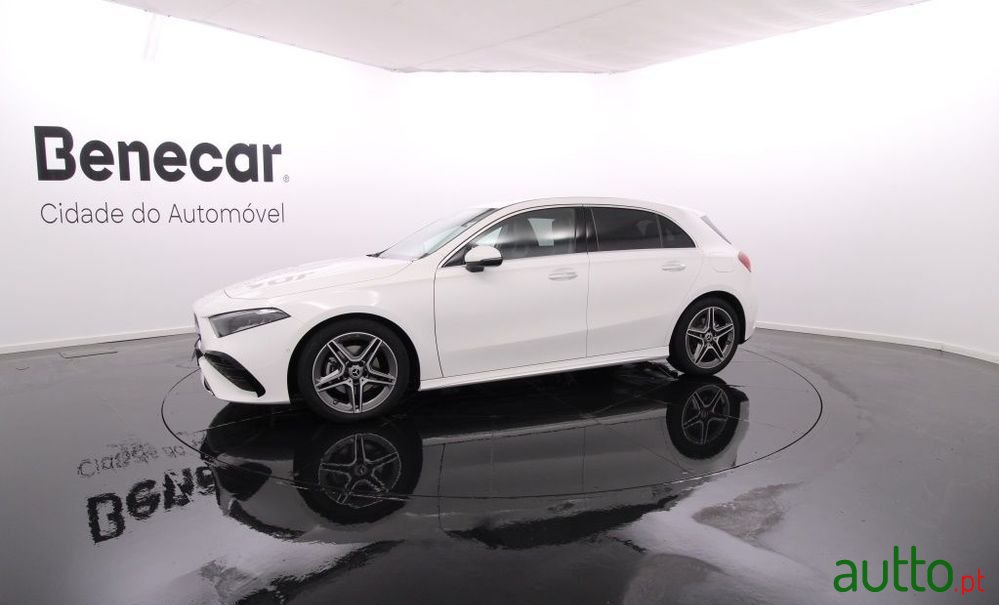 2023' Mercedes-Benz A 200 photo #2