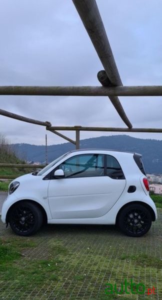 2015' Smart Fortwo photo #4