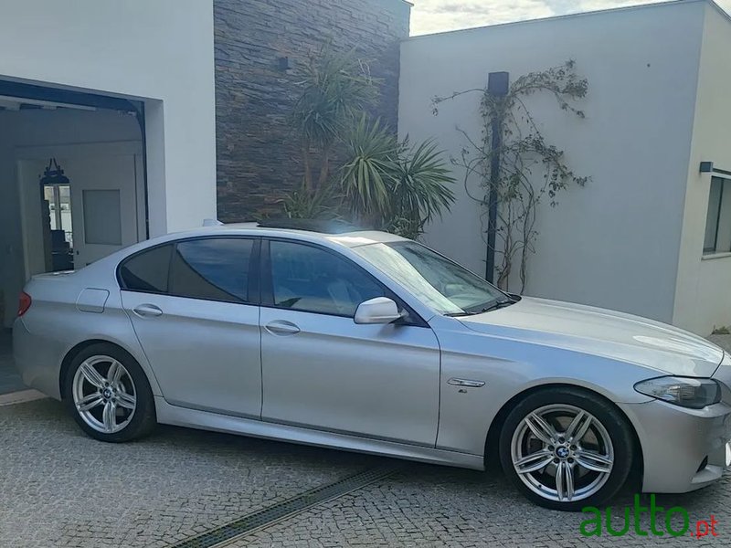 2012' BMW Série 5 D Pack M Auto photo #1