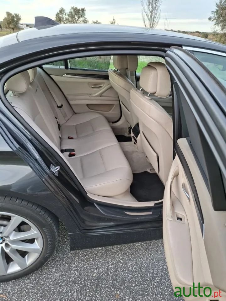 2013' BMW Série 5 photo #5