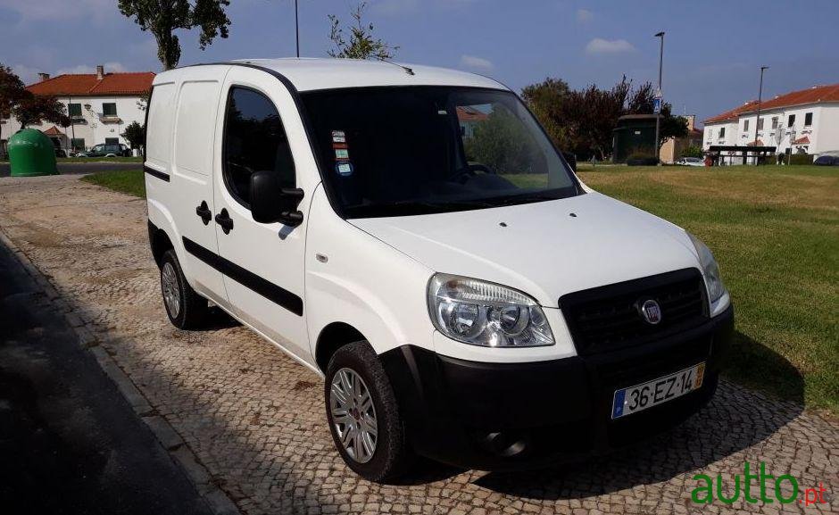 2007' Fiat Doblo 1.3 Multijet photo #1