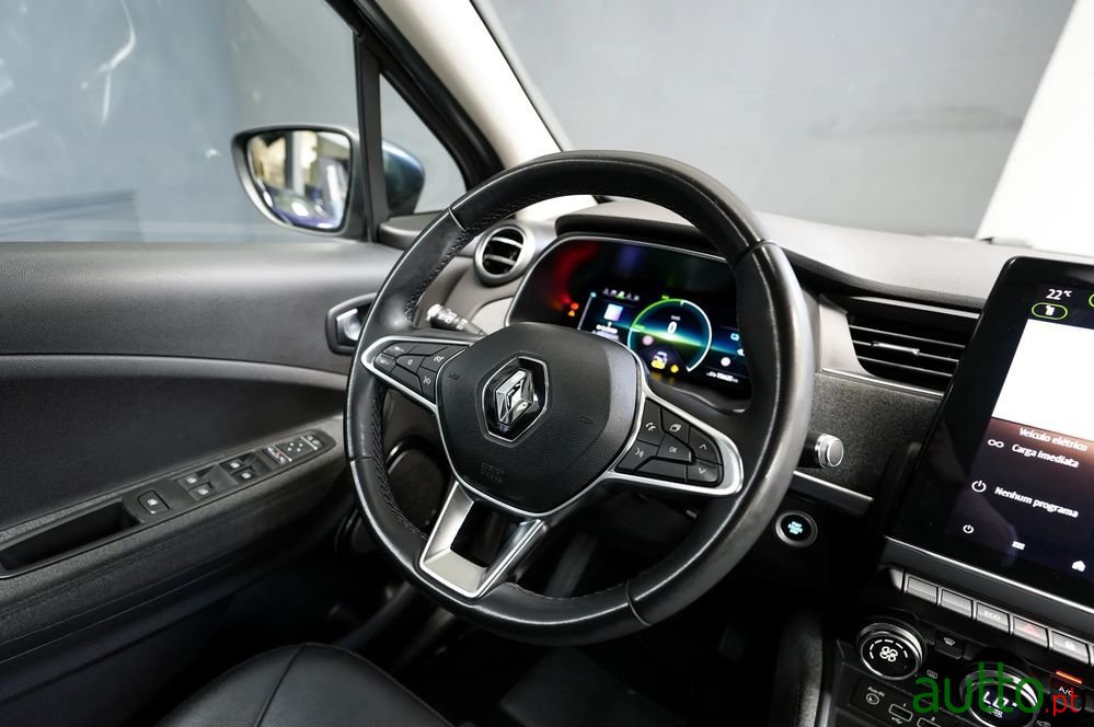 2021' Renault Zoe photo #6