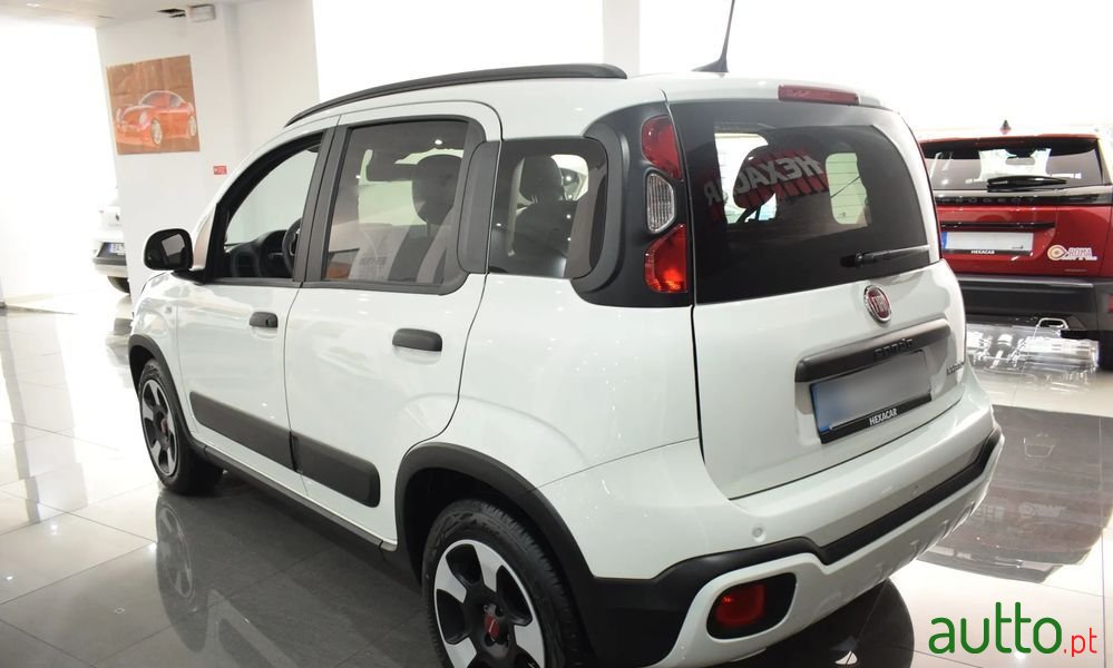 2024' Fiat Panda 1.0 Hybrid Cross photo #5