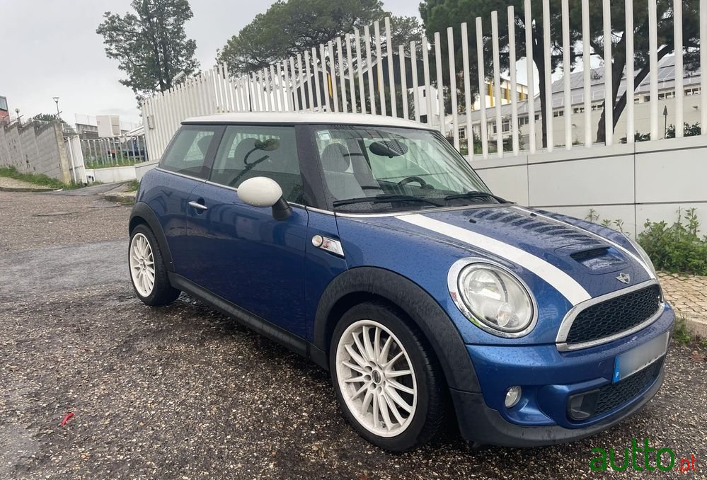 2012' MINI Cooper S Auto photo #1