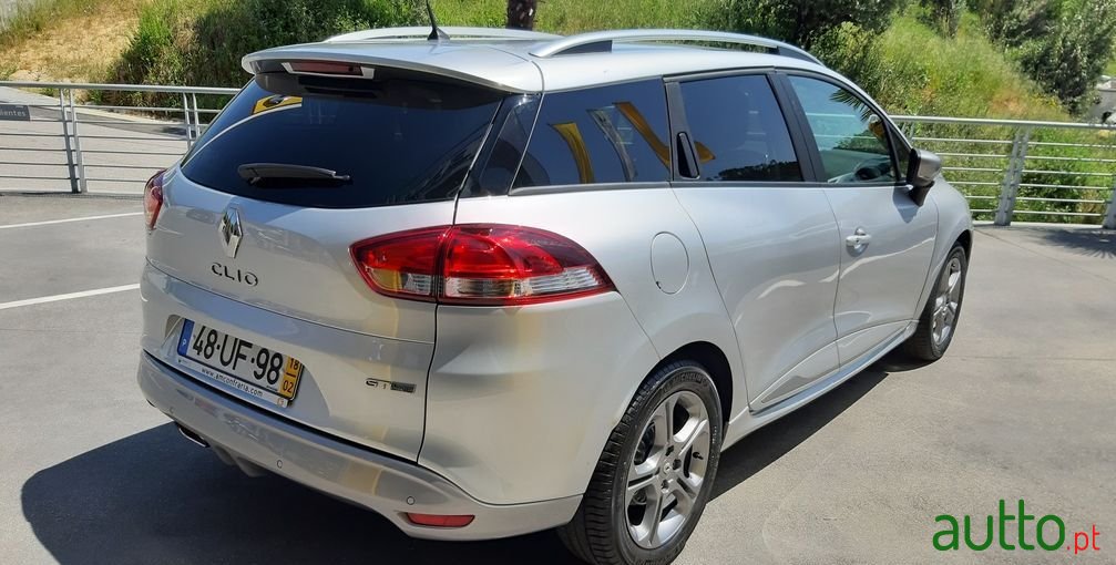 2018' Renault Clio Sport Tourer photo #4