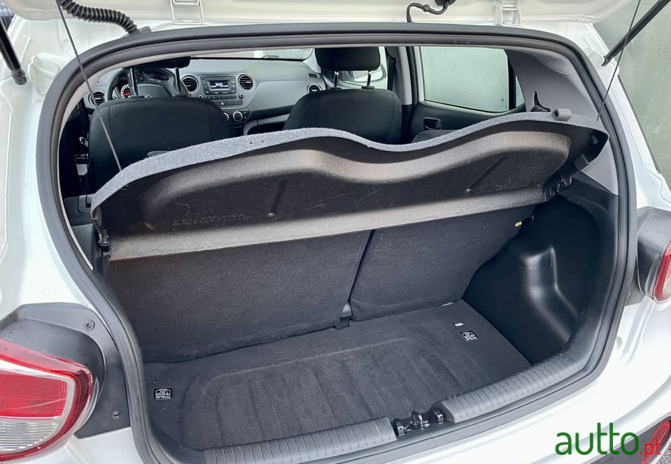 2018' Hyundai i10 photo #3