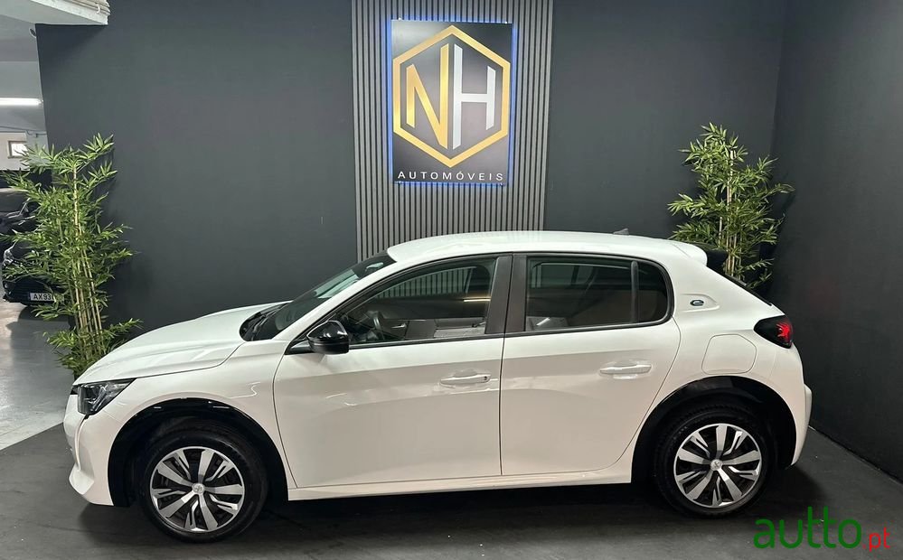 2022' Peugeot e-208 50 Kwh Active photo #3