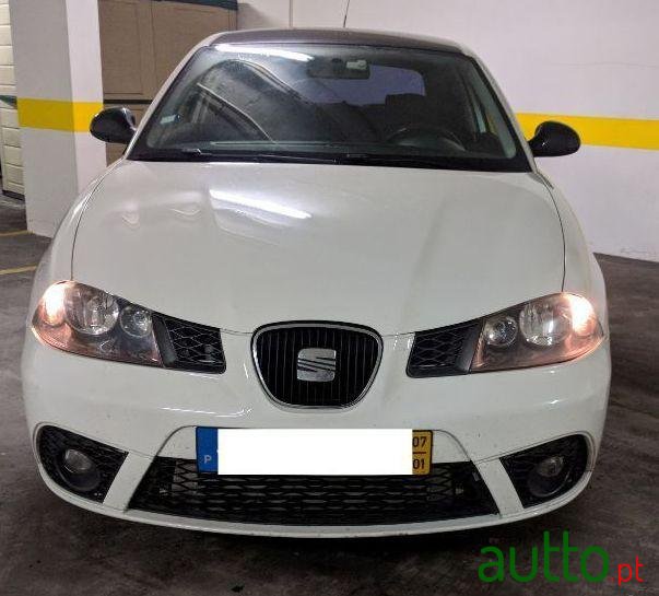 2007' SEAT Ibiza Fr photo #3