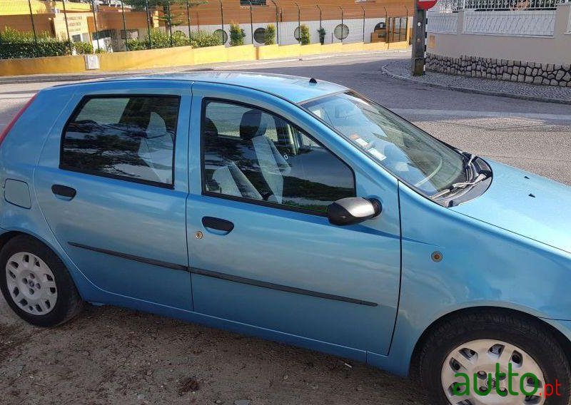 2000' Fiat Punto photo #3