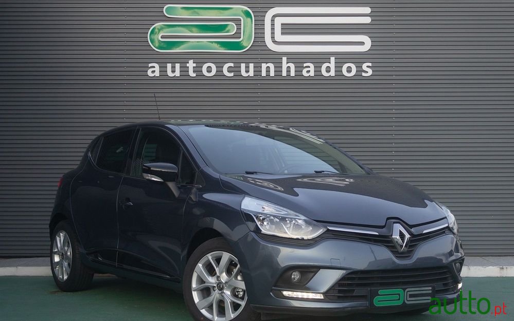 2019' Renault Clio 0.9 Tce Limited photo #1