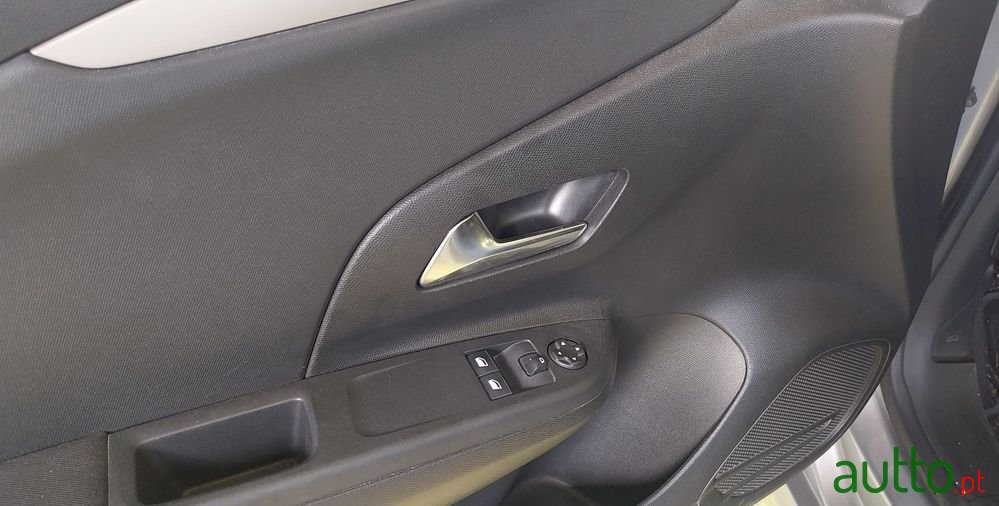 2020' Opel Corsa 1.2 Elegance photo #4