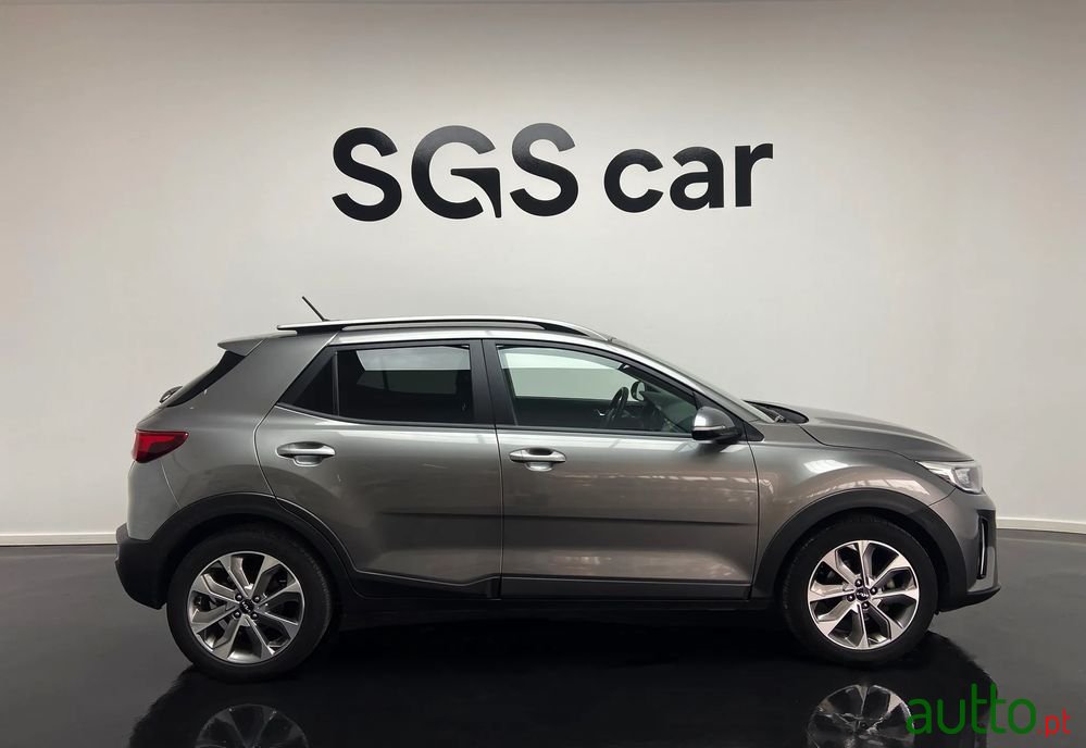 2024' Kia Stonic 1.0 T-Gdi Drive photo #5