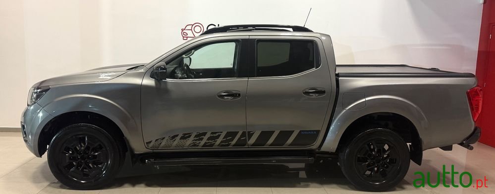 1995' Nissan Pick Up 2.5 D Cd photo #2