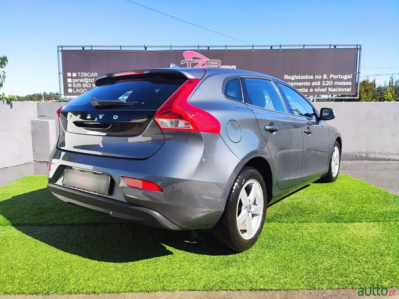 2014' Volvo V40 photo #5