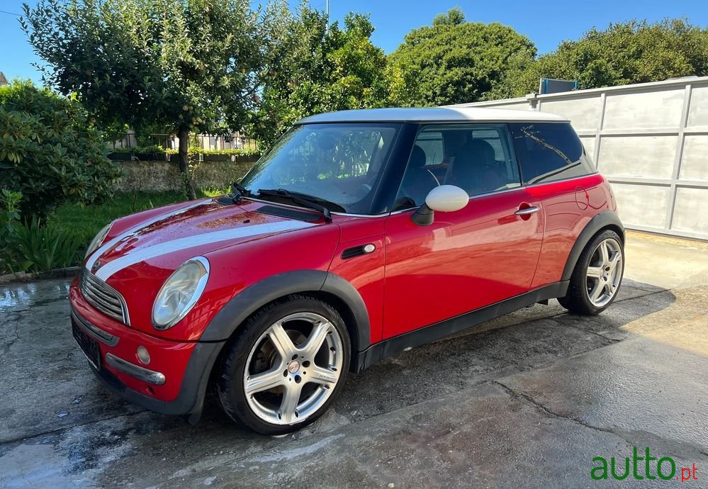2001' MINI Cooper Standard photo #1