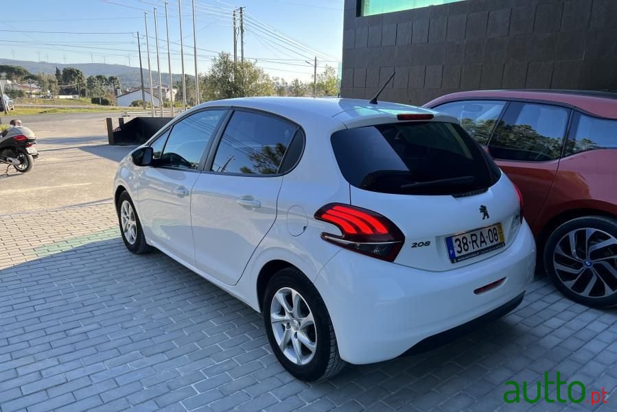 2016' Peugeot 208 photo #4
