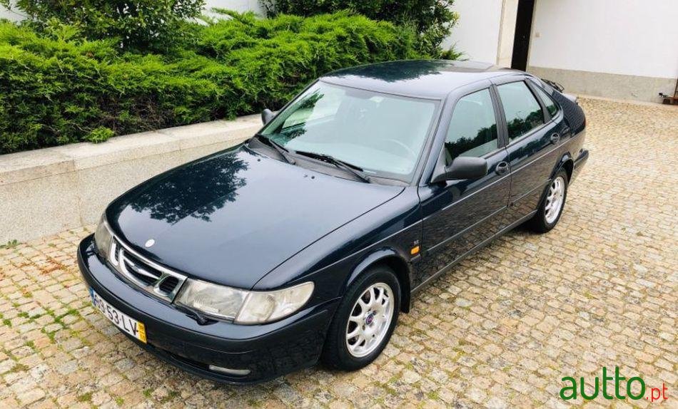1998' Saab 9-3 Sport Hatch photo #1