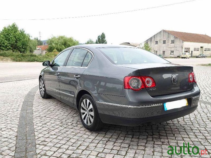 2007' Volkswagen Passat Confortline photo #1