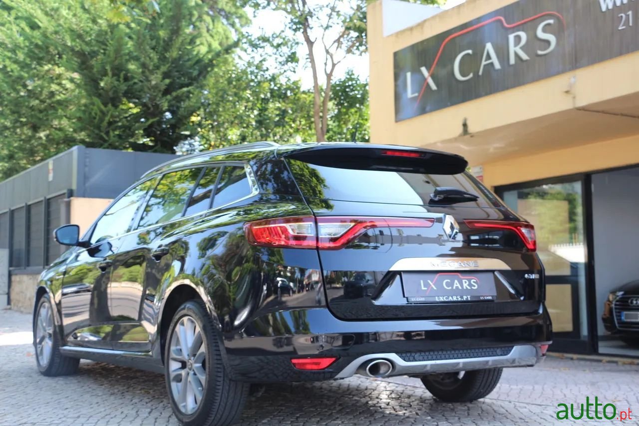 2017' Renault Megane Sport Tourer photo #5