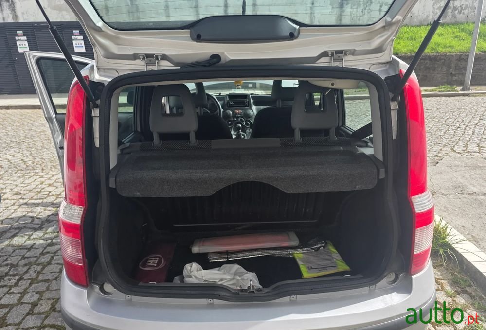 2010' Fiat Panda 1.1 Active photo #6