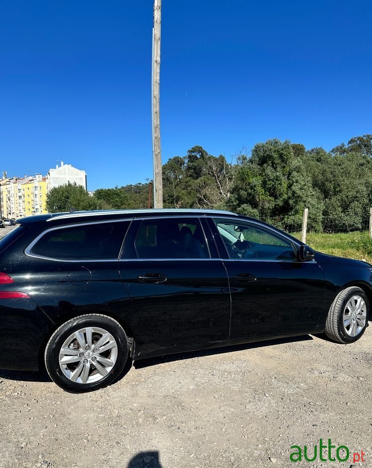 2014' Peugeot 308 Sw photo #5