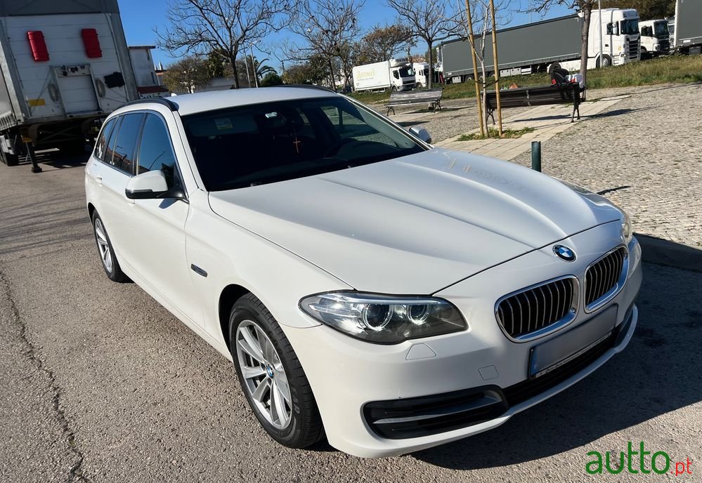 2014' BMW Série 5 D Touring photo #3