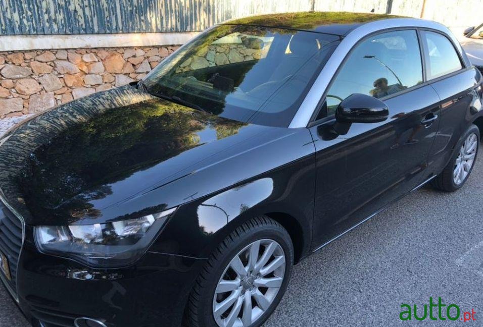 2010' Audi A1 Sportback photo #2