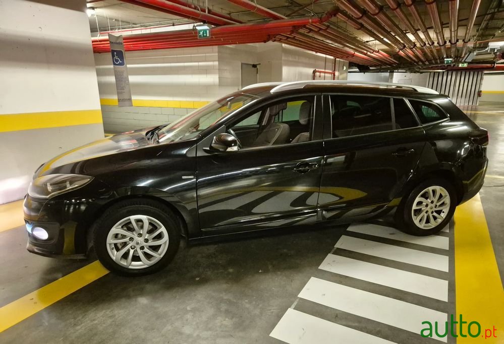 2015' Renault Mégane Sport Tourer photo #2