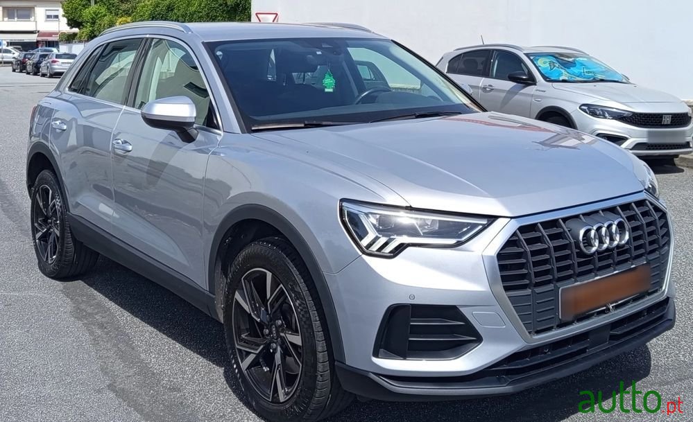 2021' Audi Q3 photo #3