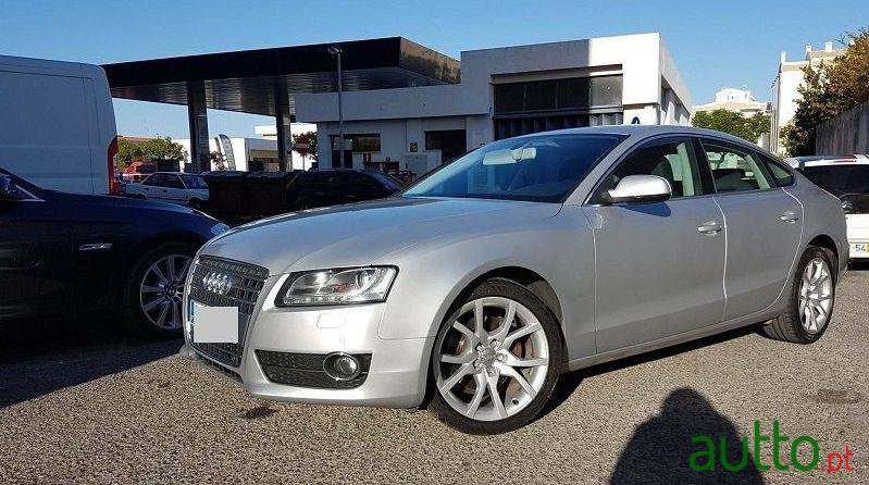 2010' Audi A5 Sportback photo #3