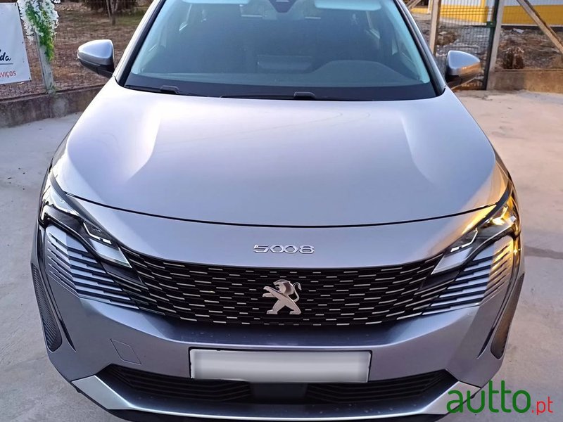 2021' Peugeot 5008 photo #4