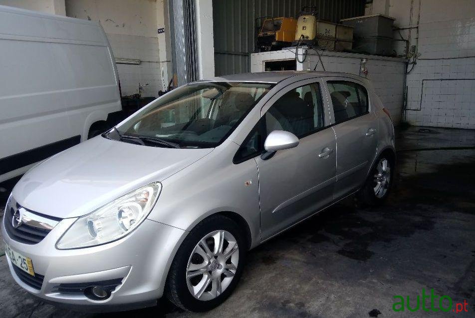 2007' Opel Corsa 1.3 Cdti photo #1
