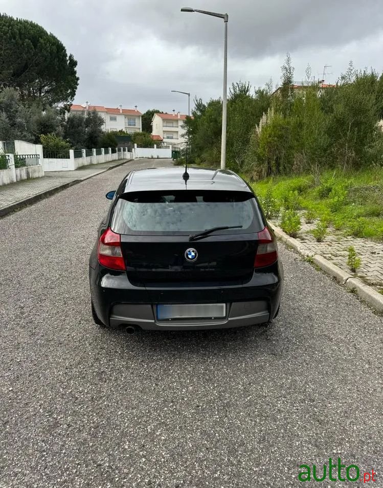 2005' BMW 120 D Sport photo #3