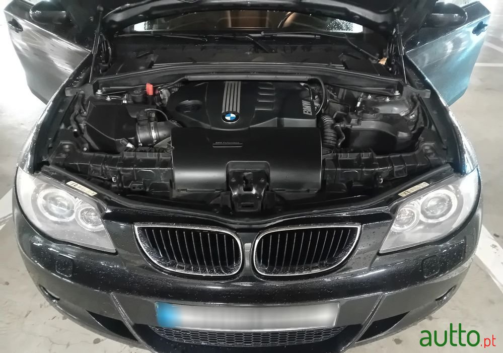 2009' BMW Série 1 D photo #3