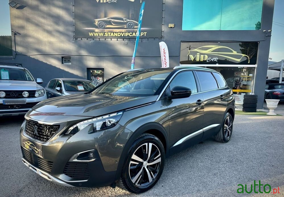 2018' Peugeot 5008 photo #1