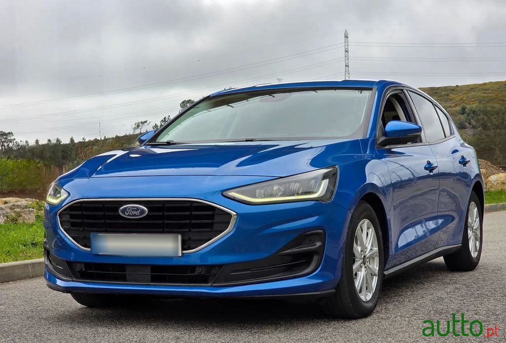 2022' Ford Focus photo #1