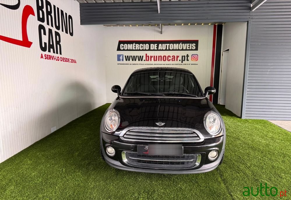 2013' MINI Coupé Cooper photo #1