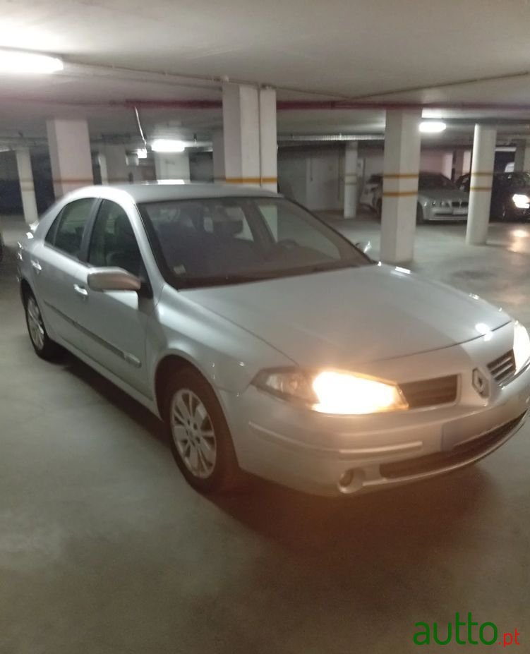 2007' Renault Laguna 1.9 Dci Confort photo #1