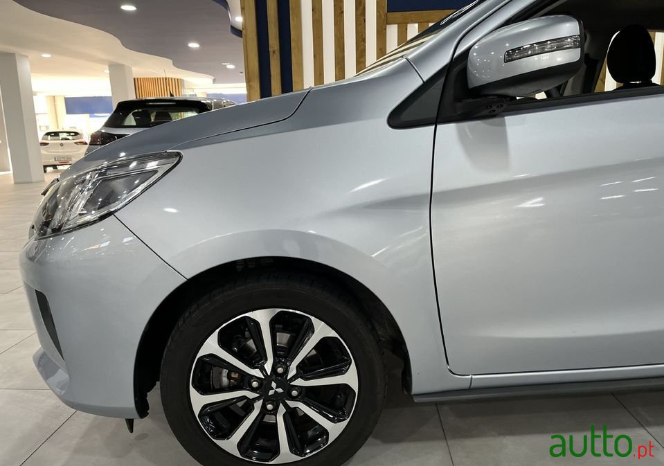 2020' Mitsubishi Space Star photo #6