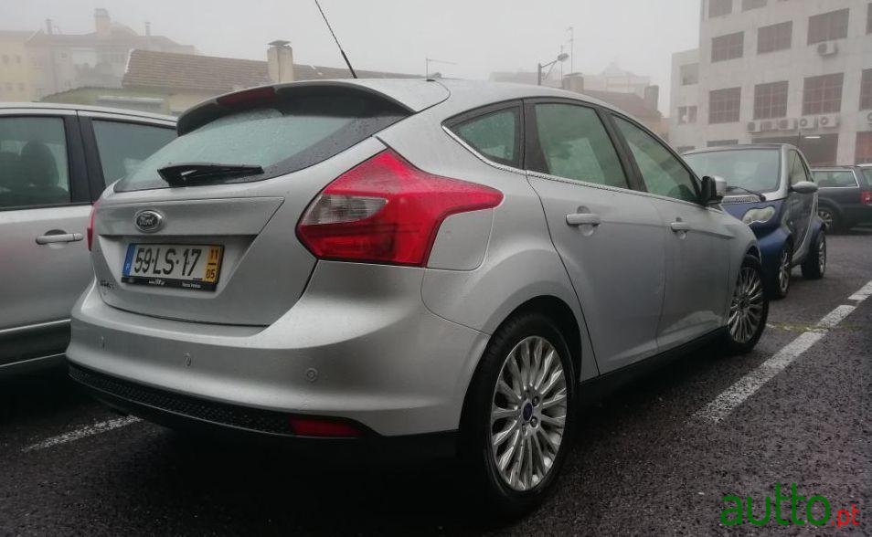 2011' Ford Focus 1.6Tdci Titanium photo #4