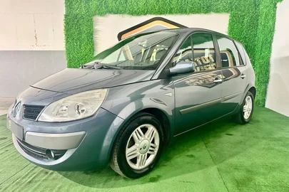 2008' Renault Scenic