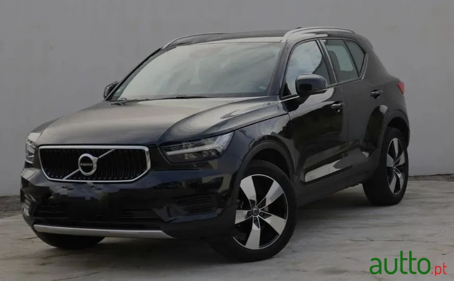 2019' Volvo Xc-40 photo #1