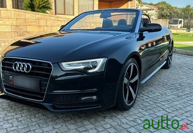 2015' Audi A5 Cabrio photo #3