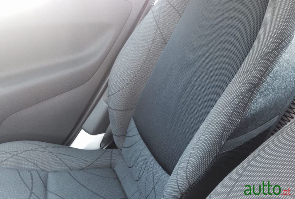 2011' Smart Fortwo photo #3