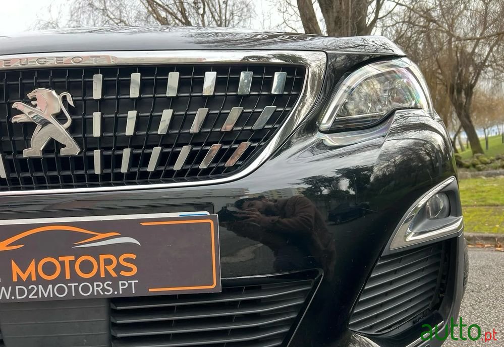 2017' Peugeot 3008 photo #3