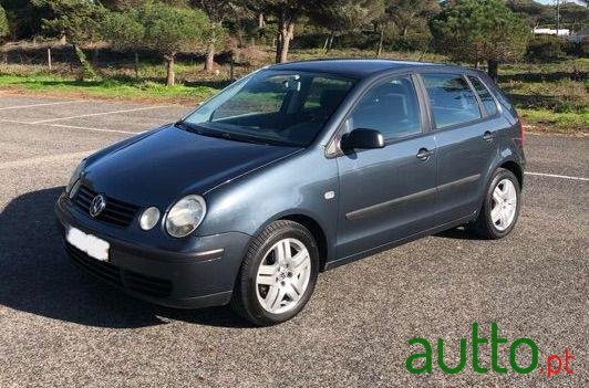 2003' Volkswagen Polo photo #1